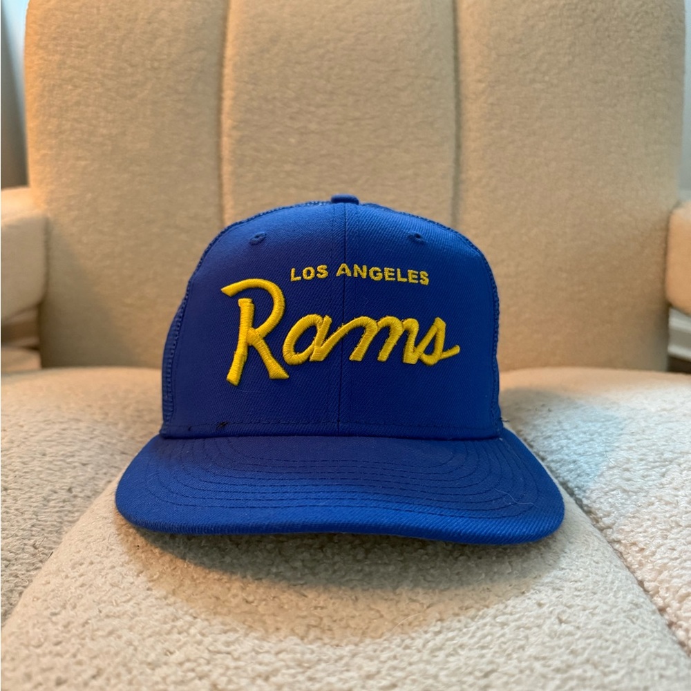 Los Angeles Rams Script New Era 9Fifty (950) SnapBack Trucker Hat